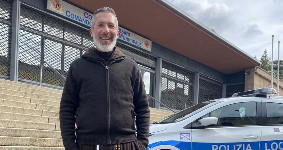 Sassari, padre Isidoro ha perdonato il ladro: «Vive in un tugurio, gli serve aiuto»