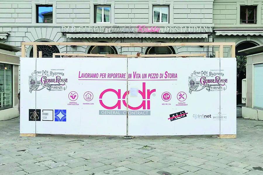 Giubbe Rosse, partito il cantiere. Ma resta l’incognita sull’apertura
