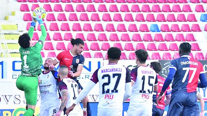 Non solo i 3 punti: i granata festeggiano il “clean sheet”
