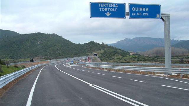 Cantieri sulla nuova 125: traffico deviato per i lavori all’altezza di Tortolì