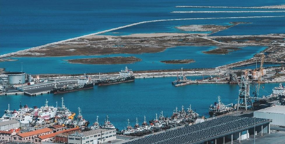 Progetto Darsena Europa, da Pisa un elenco di dubbi sull’ampliamento del porto di Livorno