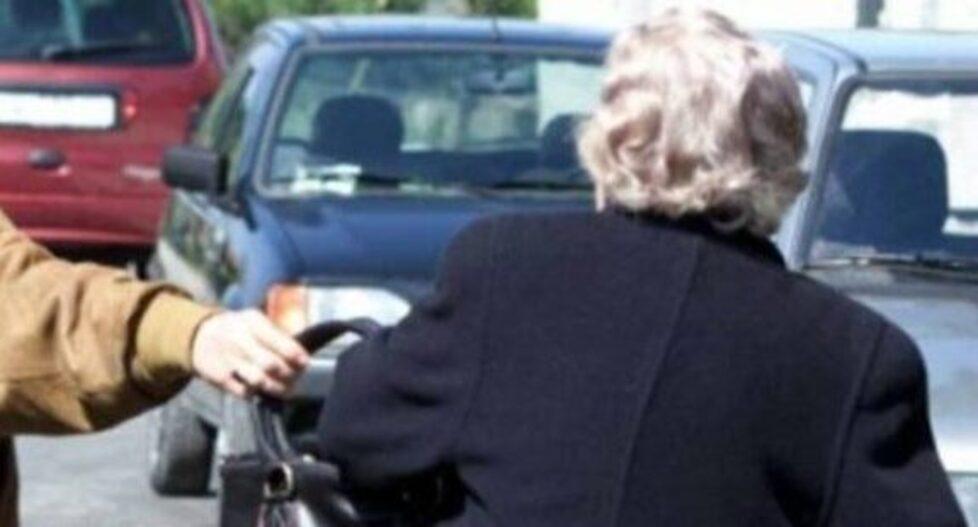 Anziane nel mirino dello scippatore seriale È caccia aperta al terrore delle pensionate