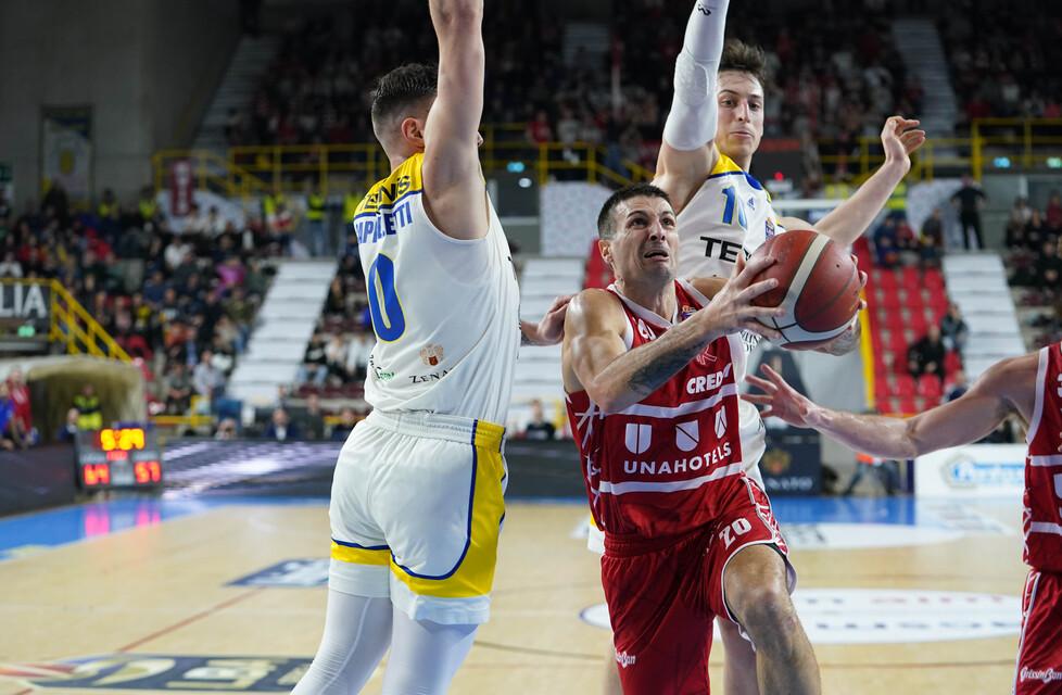 Pessima mira nelle “bombe” la grande pecca di Reggio