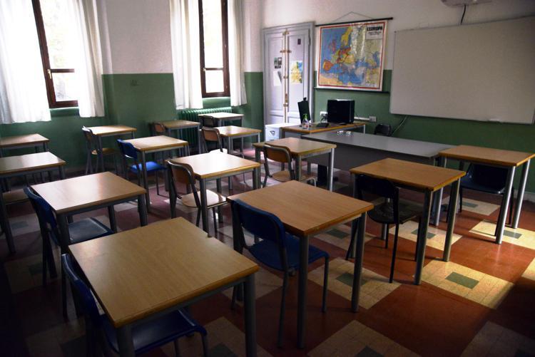 Modena. I sindacati e il caso Corni: «Serve subito personale Ata» 