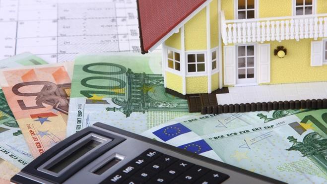 Mutui, allarme aumenti: rate più alte fino al 40%. Le storie delle famiglie toscane in difficoltà