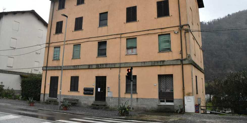 Trovati morti in casa a Lucca, le risposte dall’autopsia