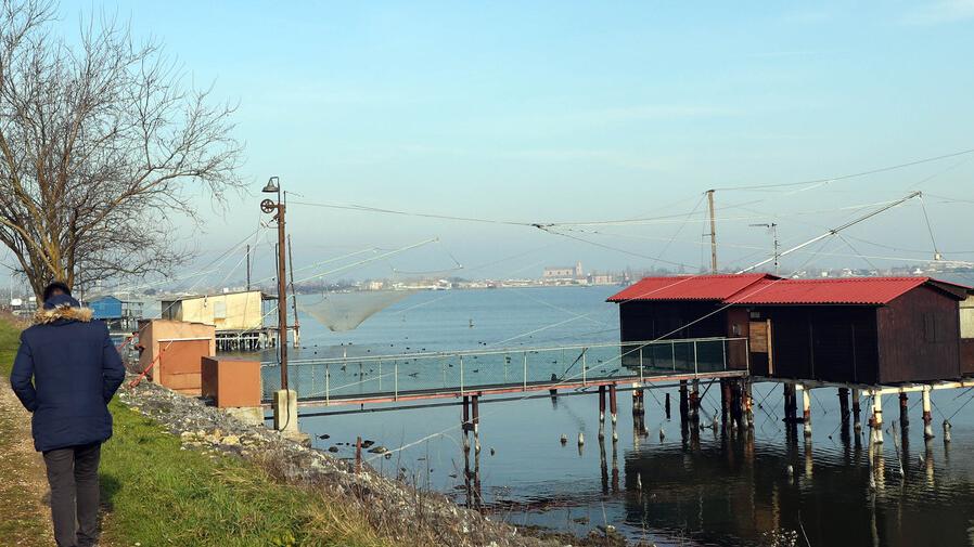 Comacchio, 20enne scomparso. I familiari: «Siamo in pensiero, non ci diamo pace»