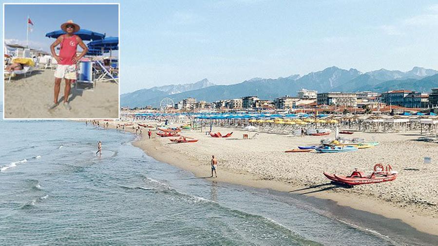 Bagnino da 30 anni in Versilia: «È il mestiere più bello che c’è, nessuno lo vuole più fare per tutta la vita»