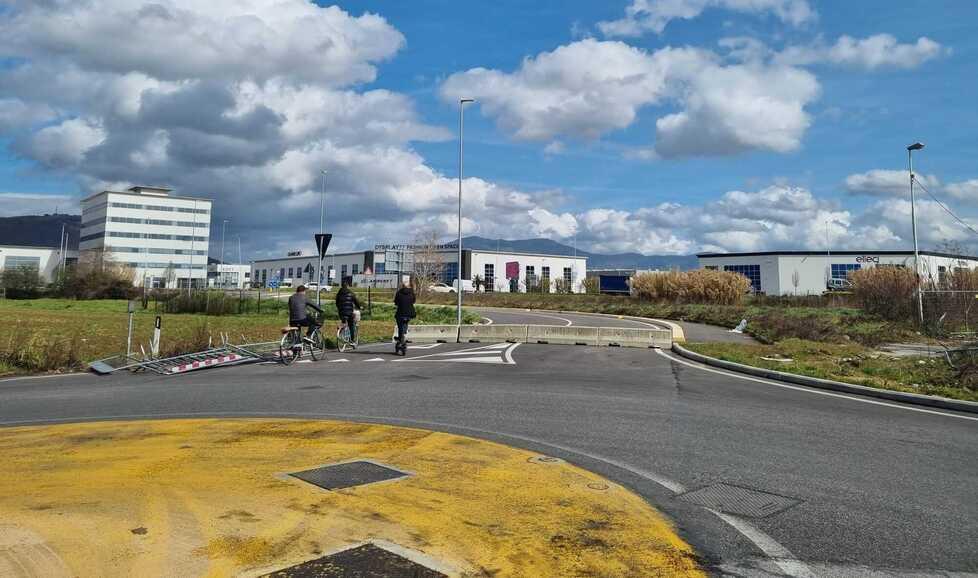 Prato, più sicurezza in bici e a piedi anche nelle zone industriali