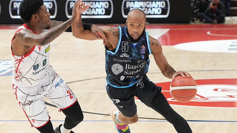 Dowe: «Dinamo non ti distrarre, a Scafati sarà un impegno pesante»