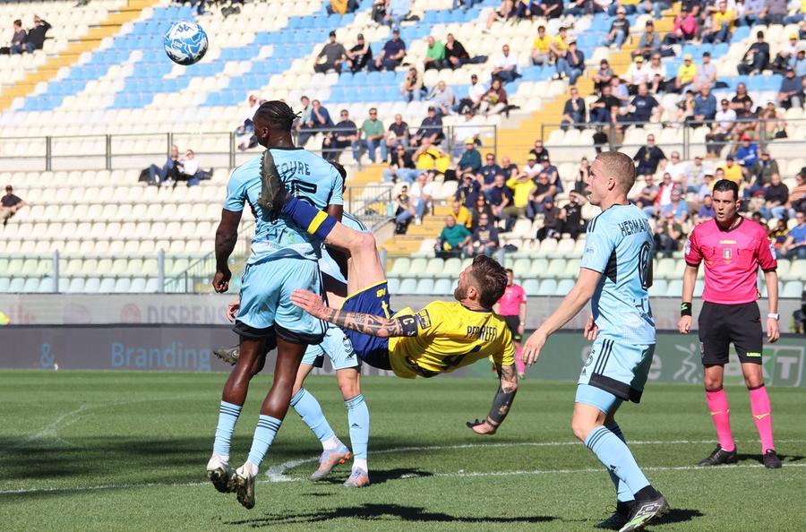 Il Pisa cade a Modena, il solito gol subito in avvio condanna i nerazzurri