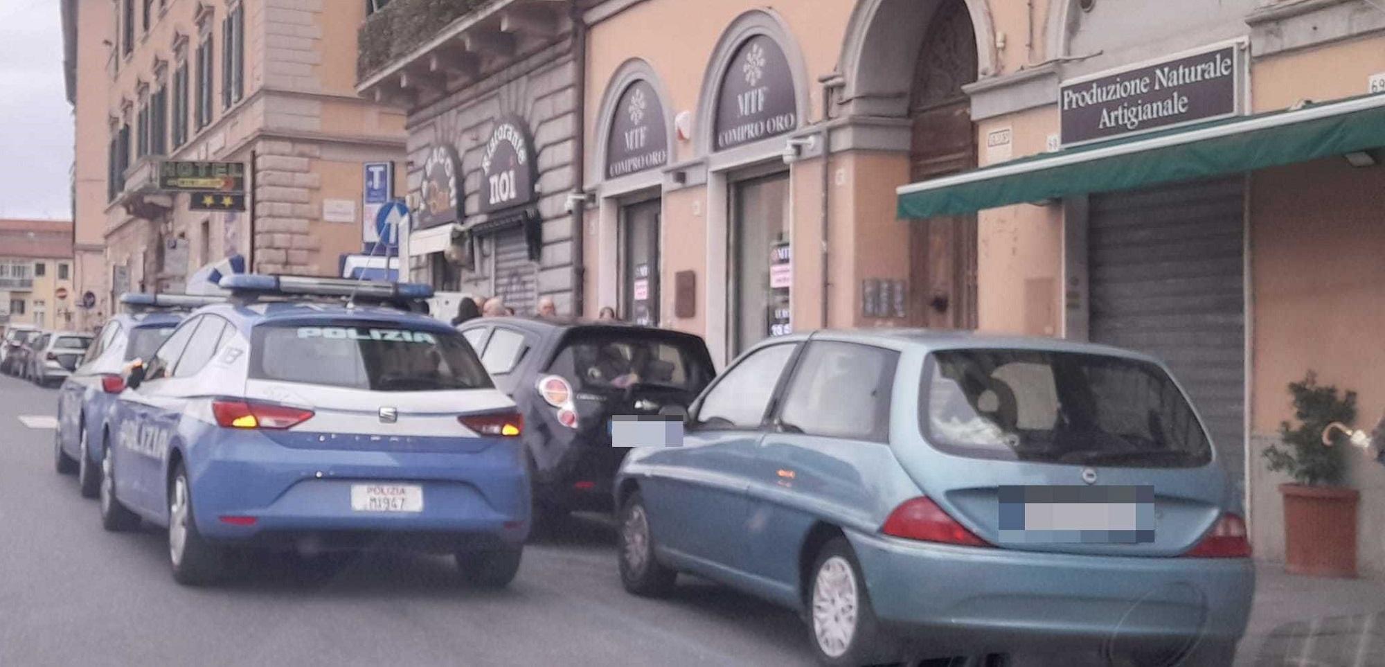 La polizia sul posto