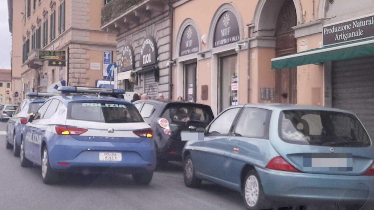 La polizia sul posto