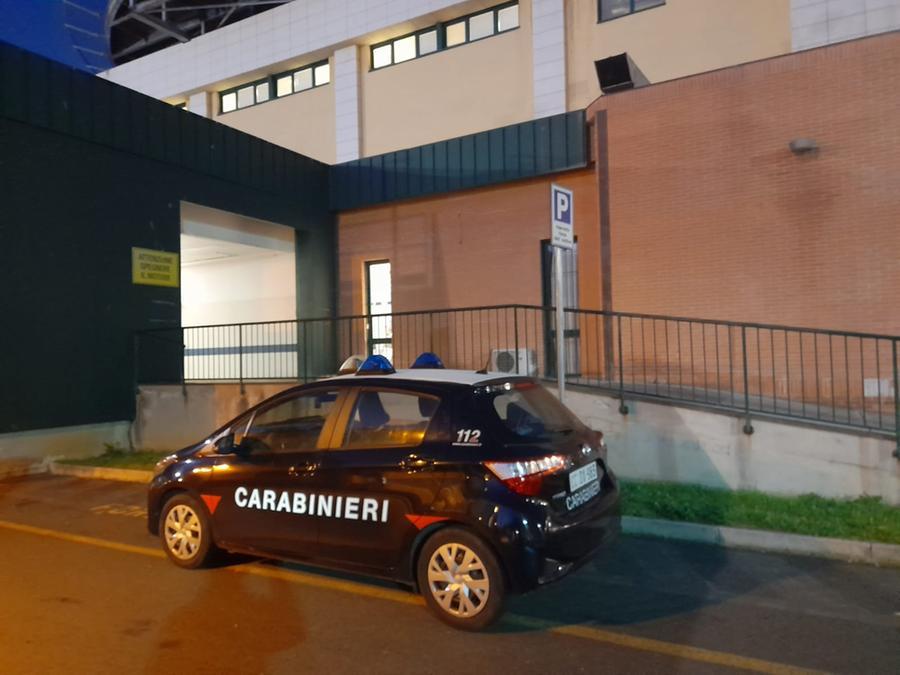 
	I carabinieri fuori dal pronto soccorso

