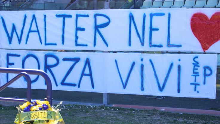 Modena Prima il ricordo di Walter Vecchi Poi la Curva fa festa con Quaglia