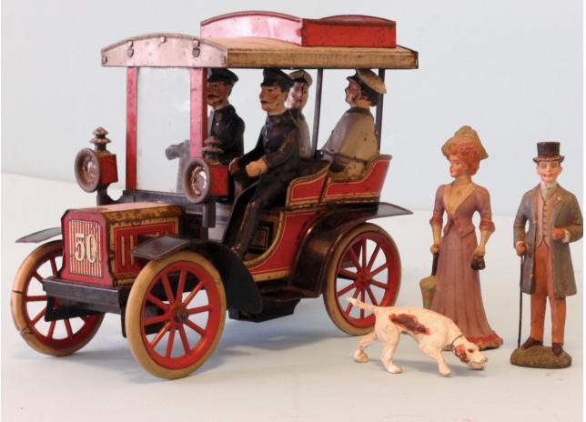 Tra soldatini e bambole d’epoca il fascino del tempo passato rivive al Salone del Giocattolo