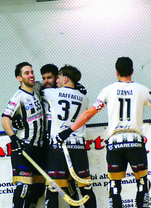II Centro sembra rinato: poker al Monza e salvezza riaperta 