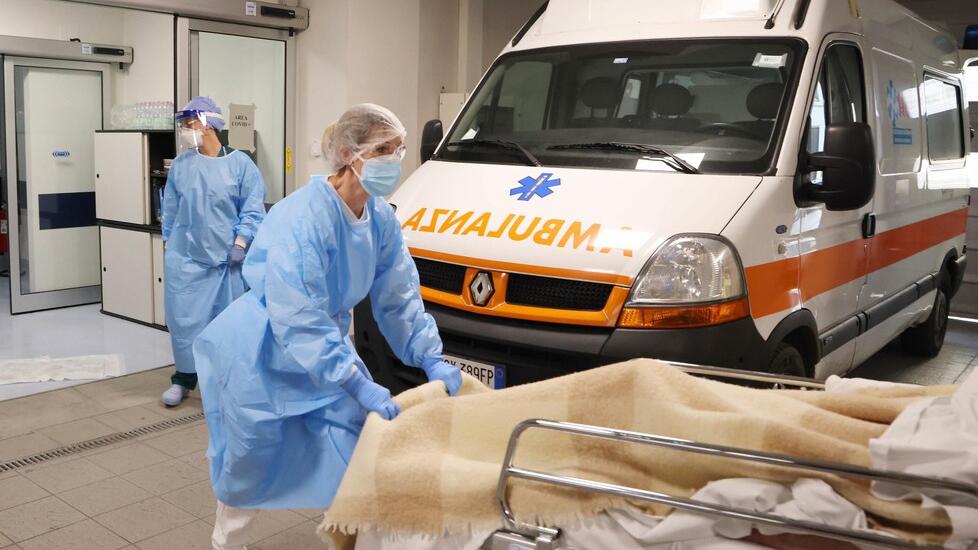 Ferrara, botte e offese ai medici in corsia. La denuncia: 32 casi in un anno