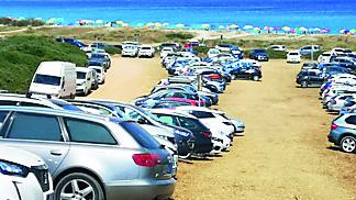 Stintino dice stop al parcheggio selvaggio davanti alle dune