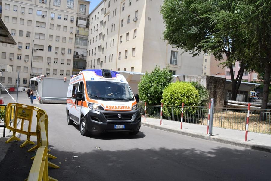 Scontro camper-automobile nei pressi di Castelsardo: 2 feriti in ospedale a Sassari