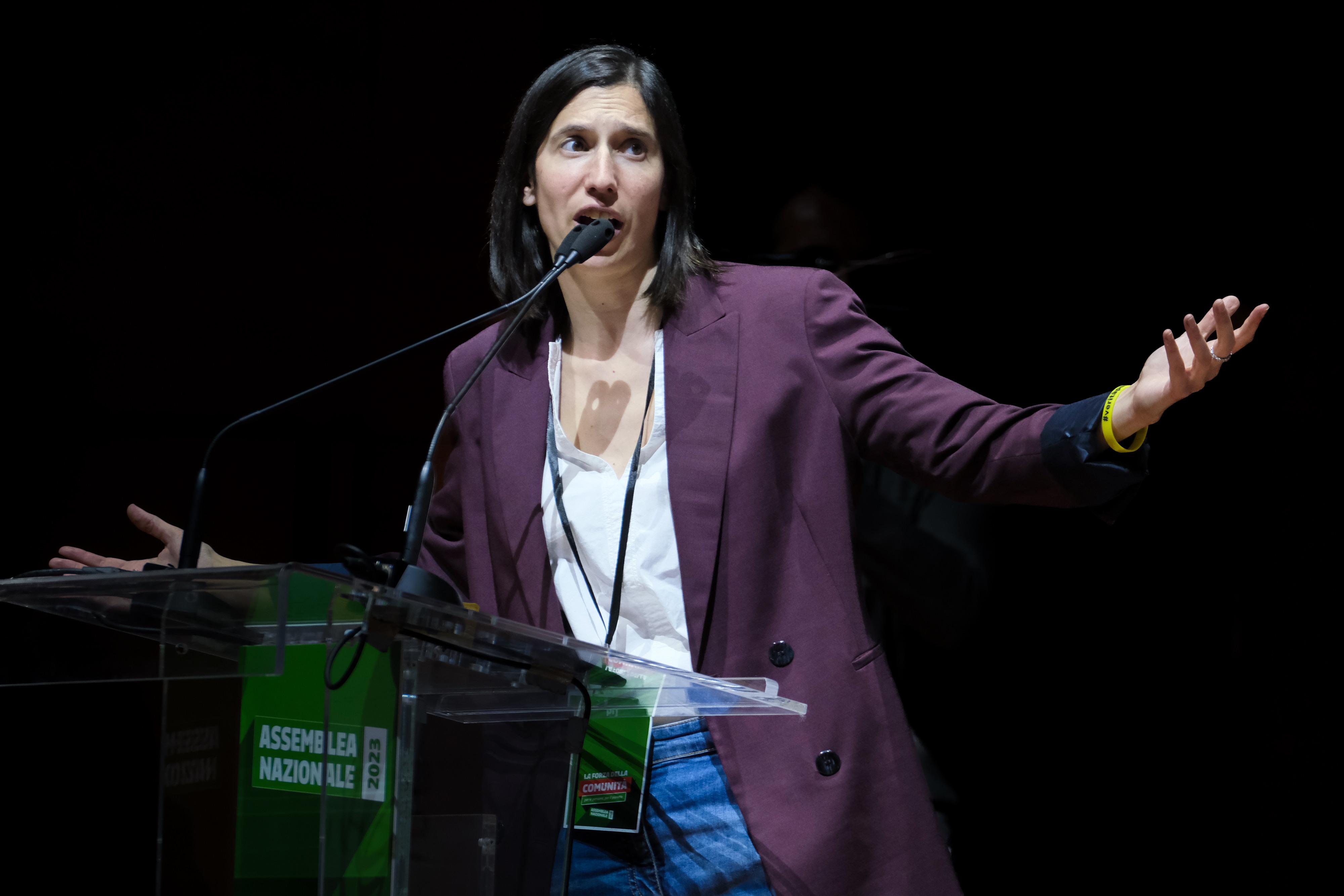 I toscani e la rivoluzione di Elly, la mappa della nuova direzione: dentro i giovani, fuori molti big