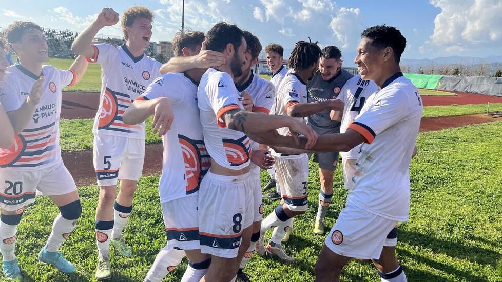 Pistoiese, le mani sul derby