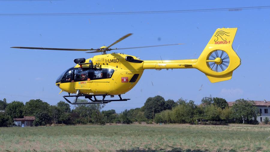 Un elicottero del soccorso Areus, immagine di repertorio
