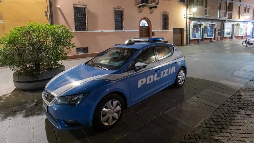 Ferrara. Inseguita da un uomo nella notte. Una donna le offre riparo in casa