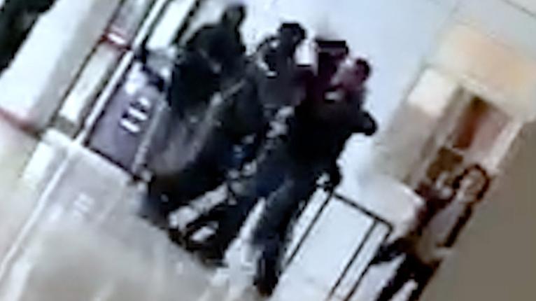 Modena Violenze al Corni, le contromosse Allarmi nelle porte e più controlli