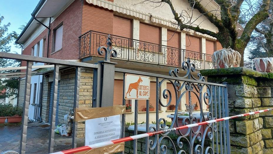 Serramazzoni. Omicidio–suicidio: Ris di nuovo in campo e telefoni a setaccio