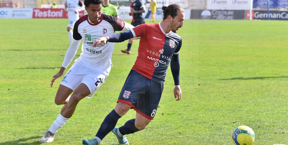 Torres e Olbia al bivio: vincere o precipitare 