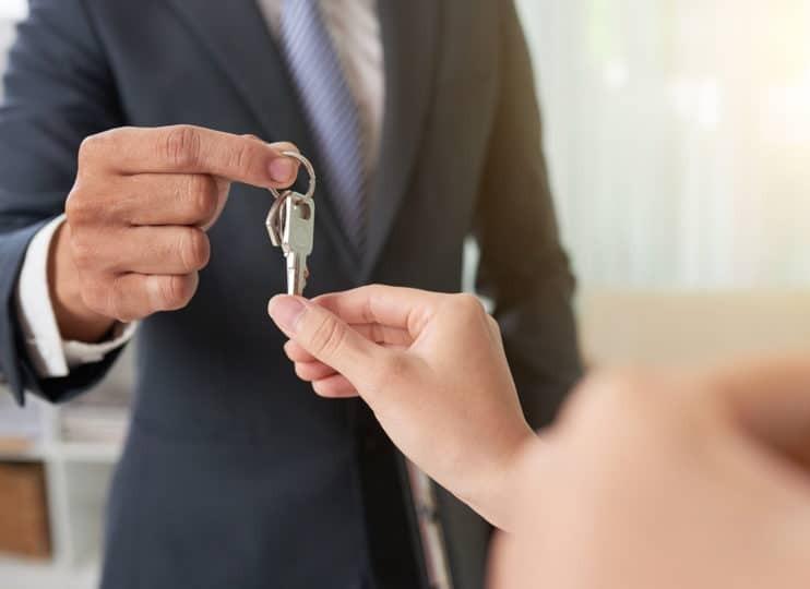 Firenze, la truffa delle case in affitto: caparre intascate e contratti mai firmati. In tre a proceso