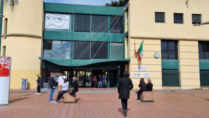 Polo universitario di Prato, volano le iscrizioni ma ora servono i servizi – Video