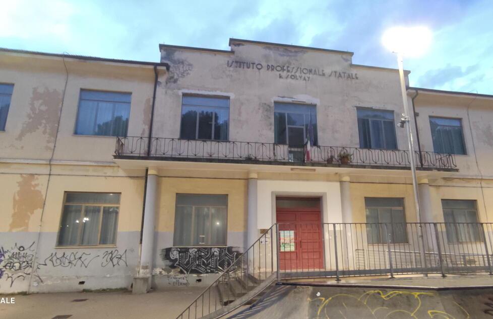 «Saltava spesso le interrogazioni. Non vogliamo passare per bulli»: la classe dell’Alberghiero si difende