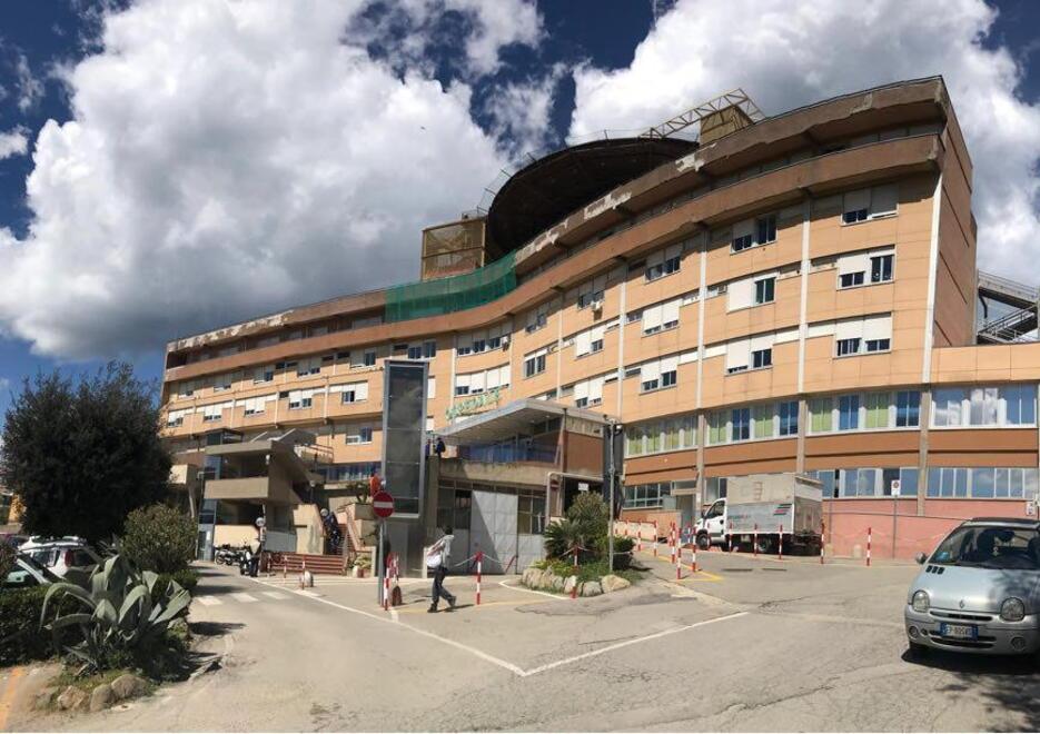 Portoferraio, mancano i posti e non c’è la dialisi per i turisti. Un problema per il turismo