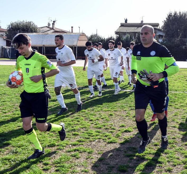 «Vincenzo, sei un fenomeno»: firmato Dino Zoff. Anche i suoi elogi al portiere delle 1000 presenze