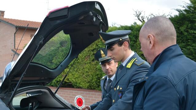 Lido Spina, “Taxi della movida” fuori legge