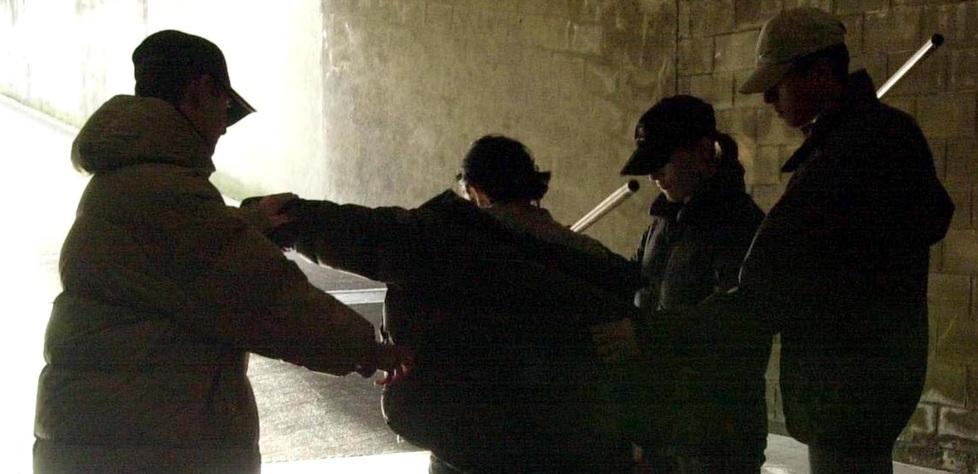 Modena Rapinò un passante, 4 anni a un 19enne 