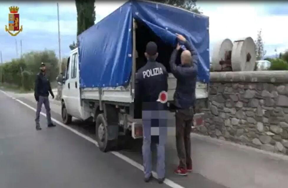 Pistoia, migranti sfruttati nei campi: chiesti otto rinvii a giudizio. I nomi e le accuse