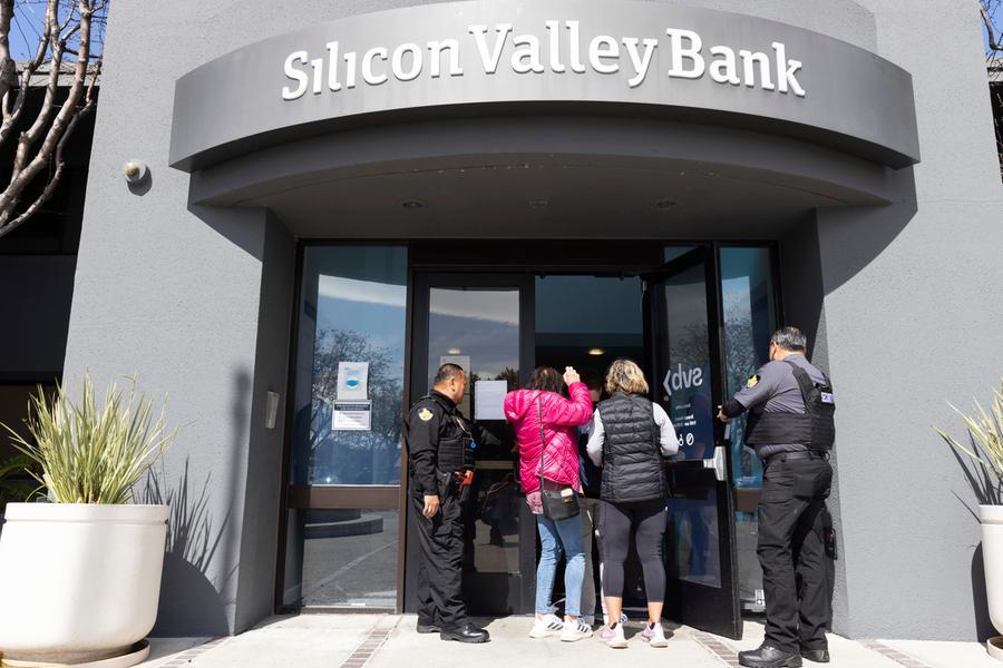 Flop della Silicon Valley Bank, il rischio contagio che spaventa il mondo