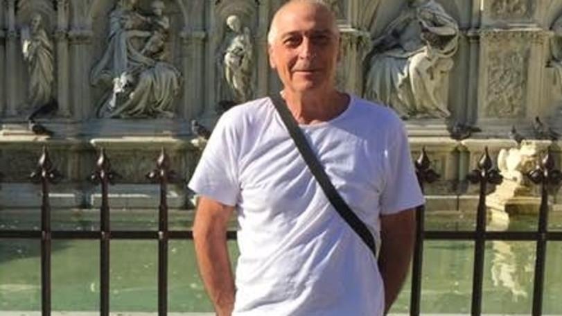 Lucca, pensionato di 74 anni muore schiacciato dalla sua auto