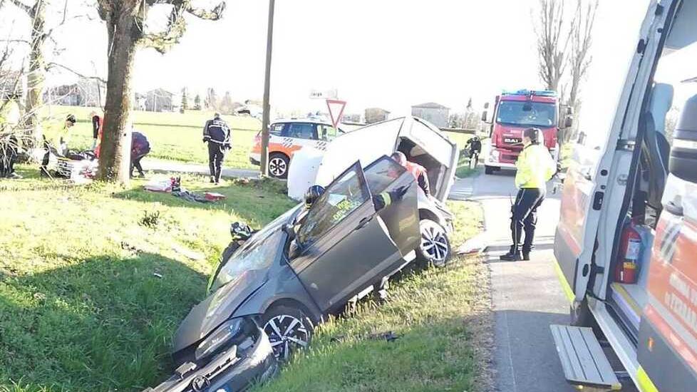 Renazzo, scontro auto-furgone. Donna gravissima al Maggiore