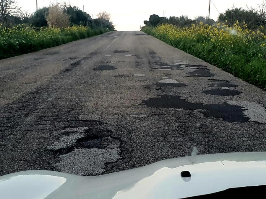 
	Una delle strade provinciali dell'agro di Bonarcado

