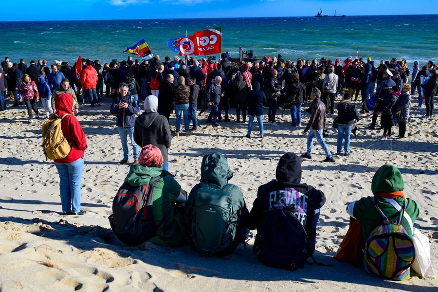 Migranti, deve cambiare la gestione dei flussi