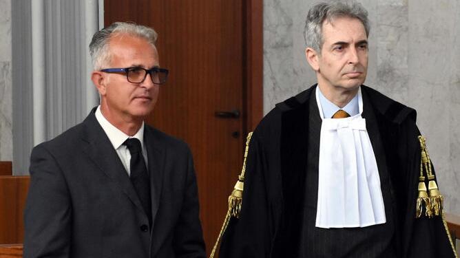Alessandro Boccagna con il suo avvocato Lorenzo Borghi (Foto Agenzia Bf)