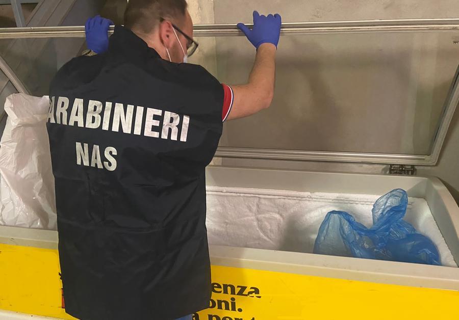 Controlli dei Nas: diffida e segnalazione per una mensa scolastica del Modenese