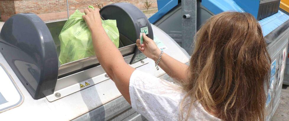 Modena. Hera e i troppi problemi della differenziata: «Siamo in rodaggio, ascoltiamo tutti» 