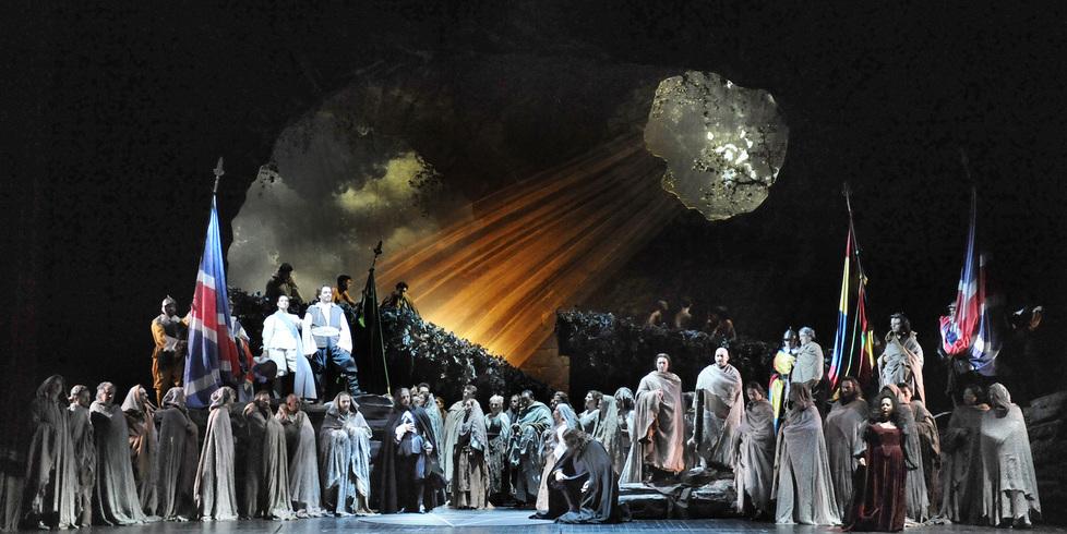 “Un ballo in maschera” al Valli