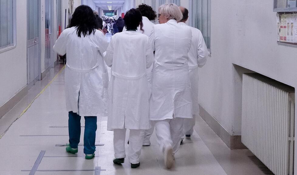 Esami e visite, a Ferrara è fuga verso il privato 