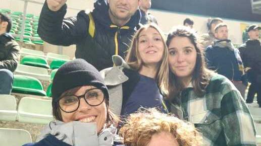 Tra ritardi e voli cancellati Una trasferta tribolata a Palermo per i 260 tifosi del Modena
